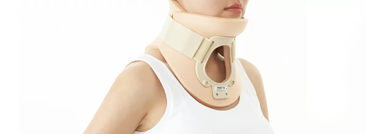 Philadelphia Cervical Collar (Tracheostomy) (2)