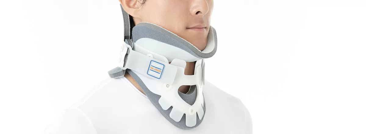 Reinforced Cervical Collar (2)