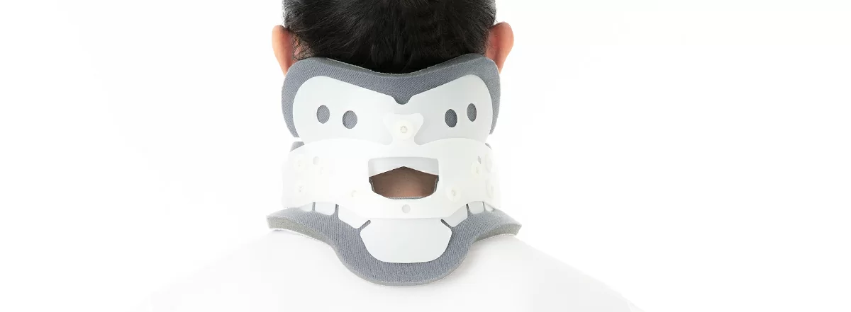 Reinforced Cervical Collar (3)